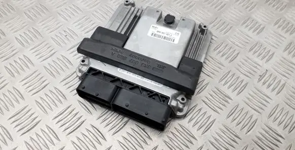 Audi A4 S4 B8 8K Engine control unit/module ECU 8R0907401J 0281016453 8K0907352A