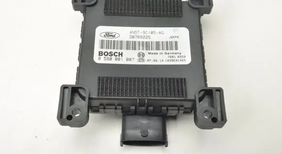 Volvo C70 Fuel pump relay 30769225