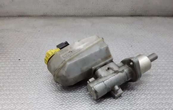 Renault Scenic RX Master brake cylinder 7700436913