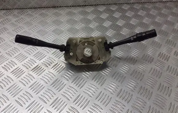 Honda CR-V Headlight wiper switch M16021