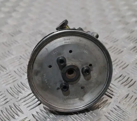 Audi A4 S4 B7 8E 8H Power steering pump 7690955108 8E0145155