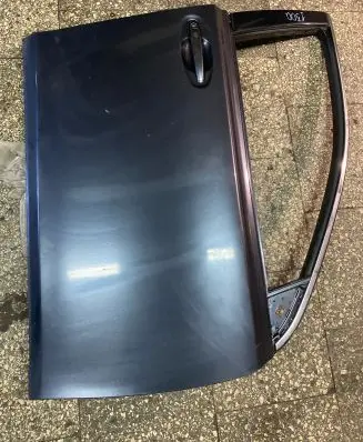 Subaru Outback Front door