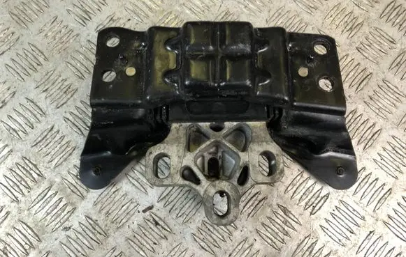 Audi A3 S3 8V Engine mount bracket 5Q0199555T