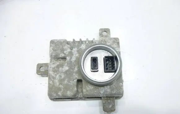 Volkswagen Touran II Headlight ballast module Xenon 8K0941597C