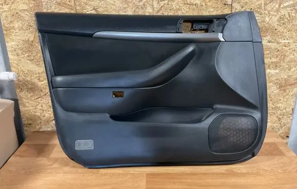 Toyota Avensis T250 Front door card panel trim 6762005560B 352W