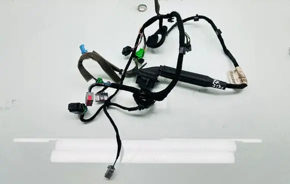 Volvo XC60 Front door wiring loom 30728406