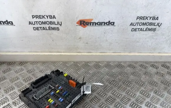 Volvo XC90 Fuse module 28080156