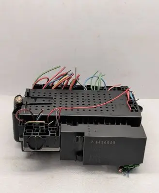 Volvo S80 Fuse module 8688383 9496959 13350686