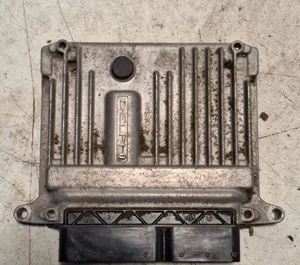 Mercedes-Benz E W211 Engine control unit/module A6461501734 R0412C023K A0044461540