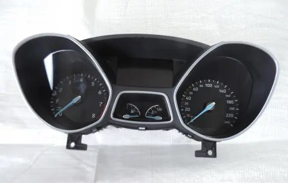 Speedometer (instrument cluster)