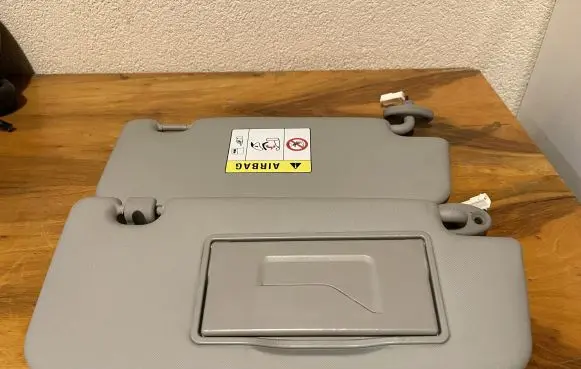 SsangYong Korando Sun visor
