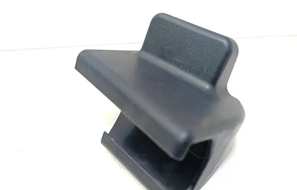Toyota Avensis T270 Seat trim 7213705050