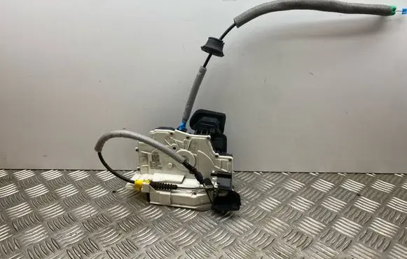 Audi A6 S6 C8 4K Rear door lock A046465