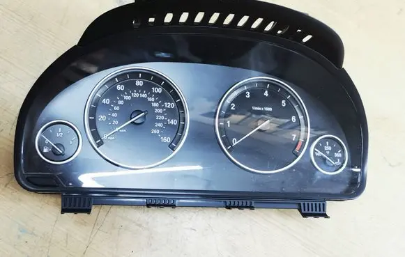 BMW 7 F01 F02 F03 F04 Speedometer (instrument cluster) 9339894