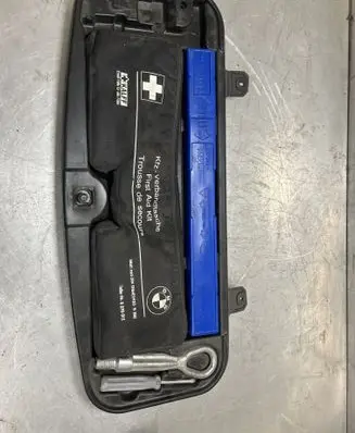 BMW 5 F10 F11 Tool box 15361710