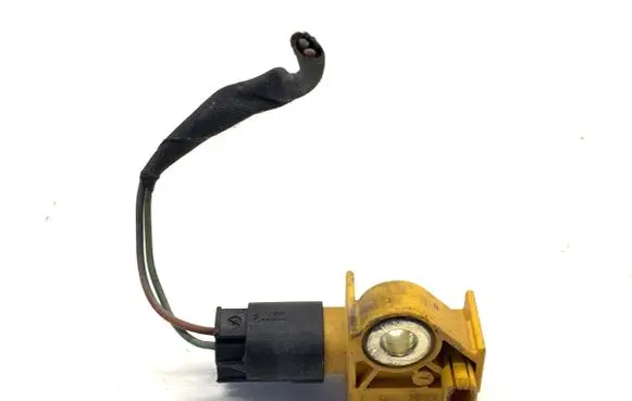 Mercedes-Benz E W212 Airbag deployment crash/impact sensor A2128210351