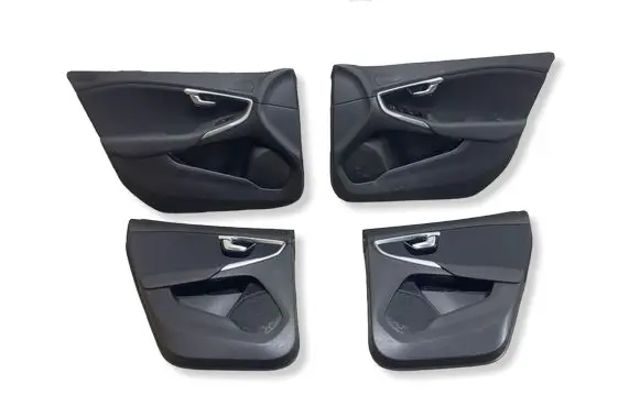 Volvo V40 Door card panel trim set 1319932 1319933 1319940