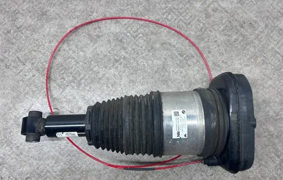 BMW i4 Shock absorber/damper/air suspension 5A5BE15