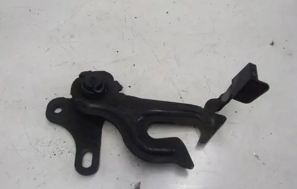 Volvo S80 Engine bonnet/hood lock/latch loop/hook 30779840