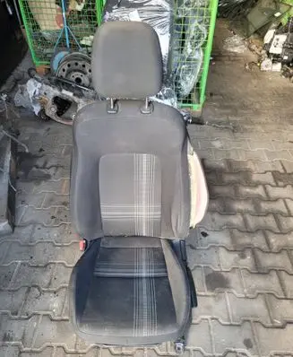 Hyundai i20 (BC3 BI3) Front driver seat 