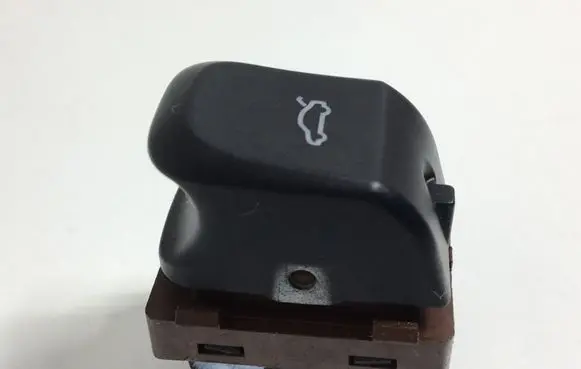 Audi A5 8T 8F Tailgate opening switch 8K0959831