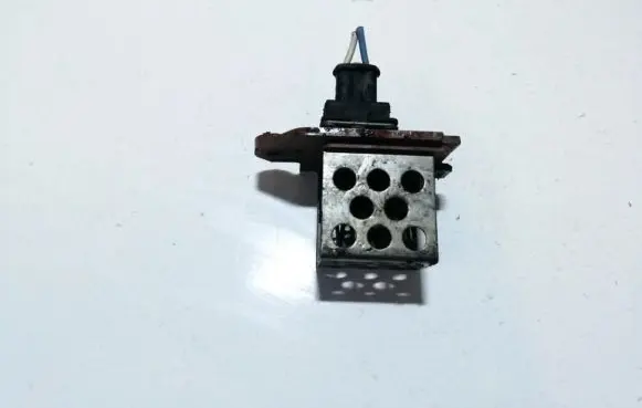 Peugeot 607 Heater blower motor/fan resistor
