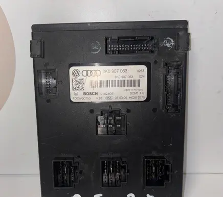 Audi A4 S4 B8 8K Comfort/convenience module 8K0907063