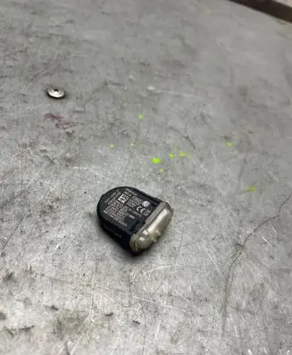 Ford Focus Tire pressure sensor F2GT1A180CE 189622208001 2546AAG2S74