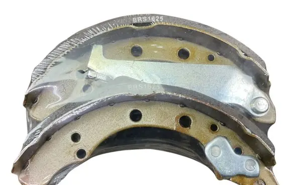 Volkswagen Golf III Brake pads (rear) BRS1625 91044400