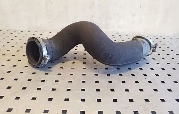 Audi Q5 SQ5 Intercooler hose/pipe 8R0145737J