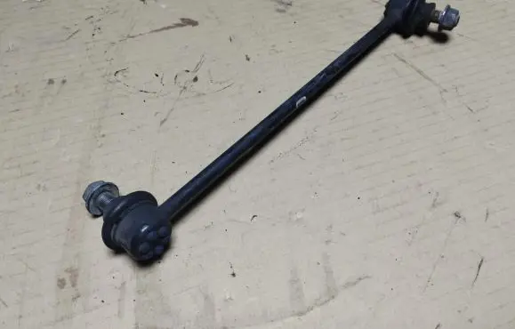 Front anti-roll bar/stabilizer link