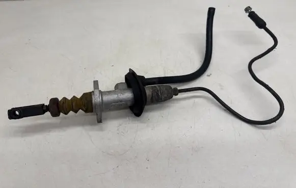 Audi 80 90 S2 B4 Clutch master cylinder 893721401D