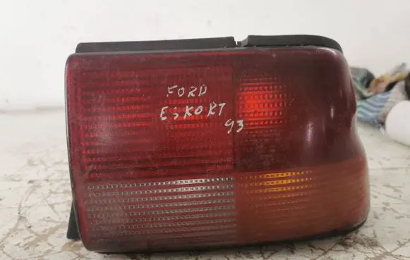 Ford Escort Rear/tail lights