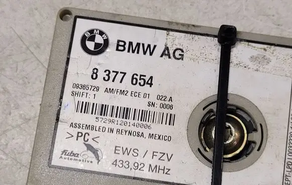 BMW X5 E53 Antenna control unit 8377654 09365729