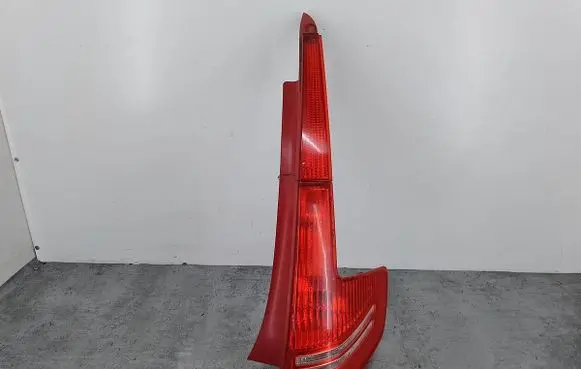 Rear/tail lights