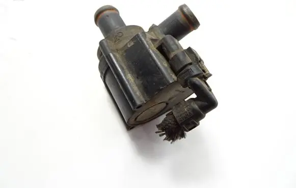 Volkswagen PASSAT B8 Electric auxiliary coolant/water pump 5Q0965561B 704071160 T2608376