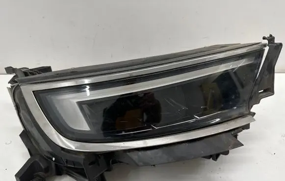 Opel Mokka B Headlight/headlamp 9834008880
