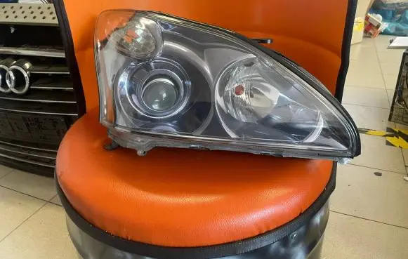 Lexus RX 330 - 350 - 400H Headlight/headlamp