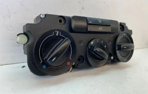 Volkswagen Golf V Climate control unit 1K0819047AT 5HB00872054