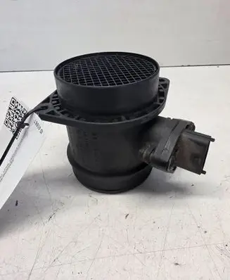 Volvo V70 Mass air flow meter 8670115