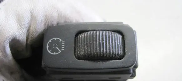 Mitsubishi Outlander Panel lighting control switch MR190954