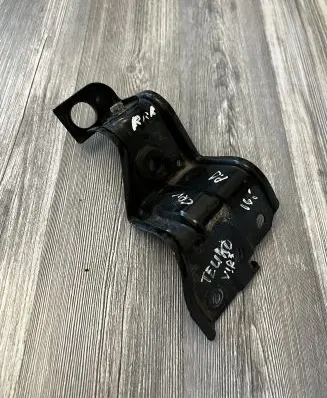 Honda CR-V Radiator support slam panel bracket