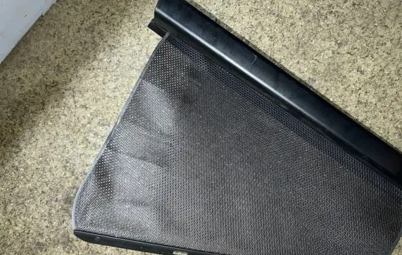 BMW 5 E39 Rear door sun blind/shade 8225722