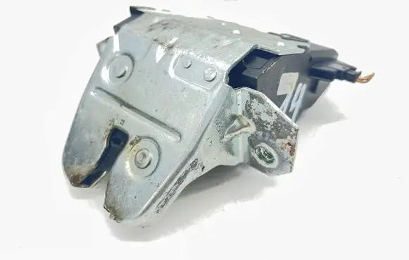 Mercedes-Benz C W203 Tailgate/trunk/boot lock/catch/latch A2037400235