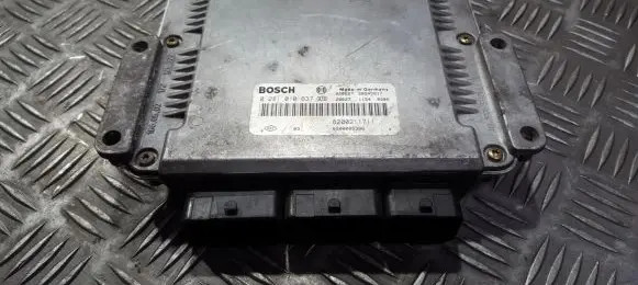 Renault Laguna II Engine control unit/module 8200211711 0281010637