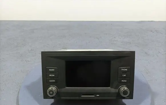 Radio/CD/DVD/GPS head unit
