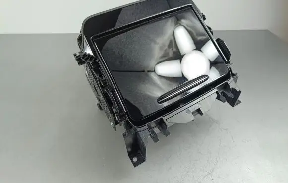 KIA Sorento IV Dashboard storage box/compartment 