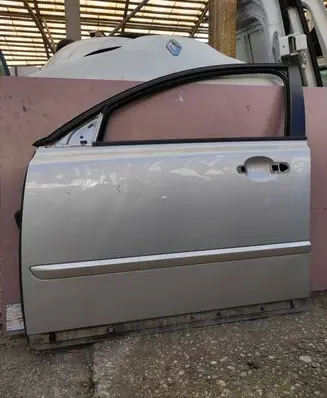 Volvo V50 Front door