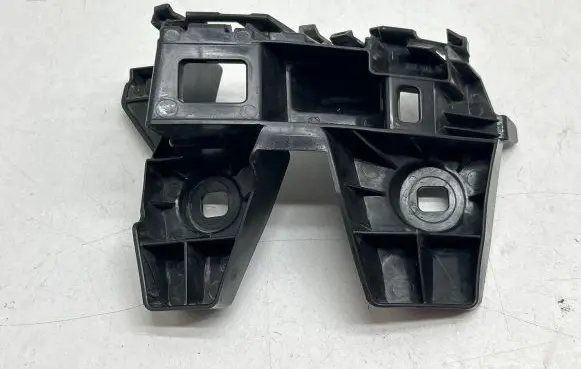 Volkswagen PASSAT B8 Bumper support mounting bracket corner 3G9807484 9061444