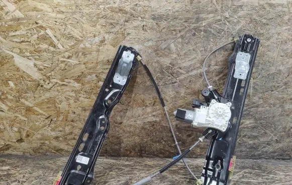 Jaguar XE Front door window regulator with motor GX7323200AH